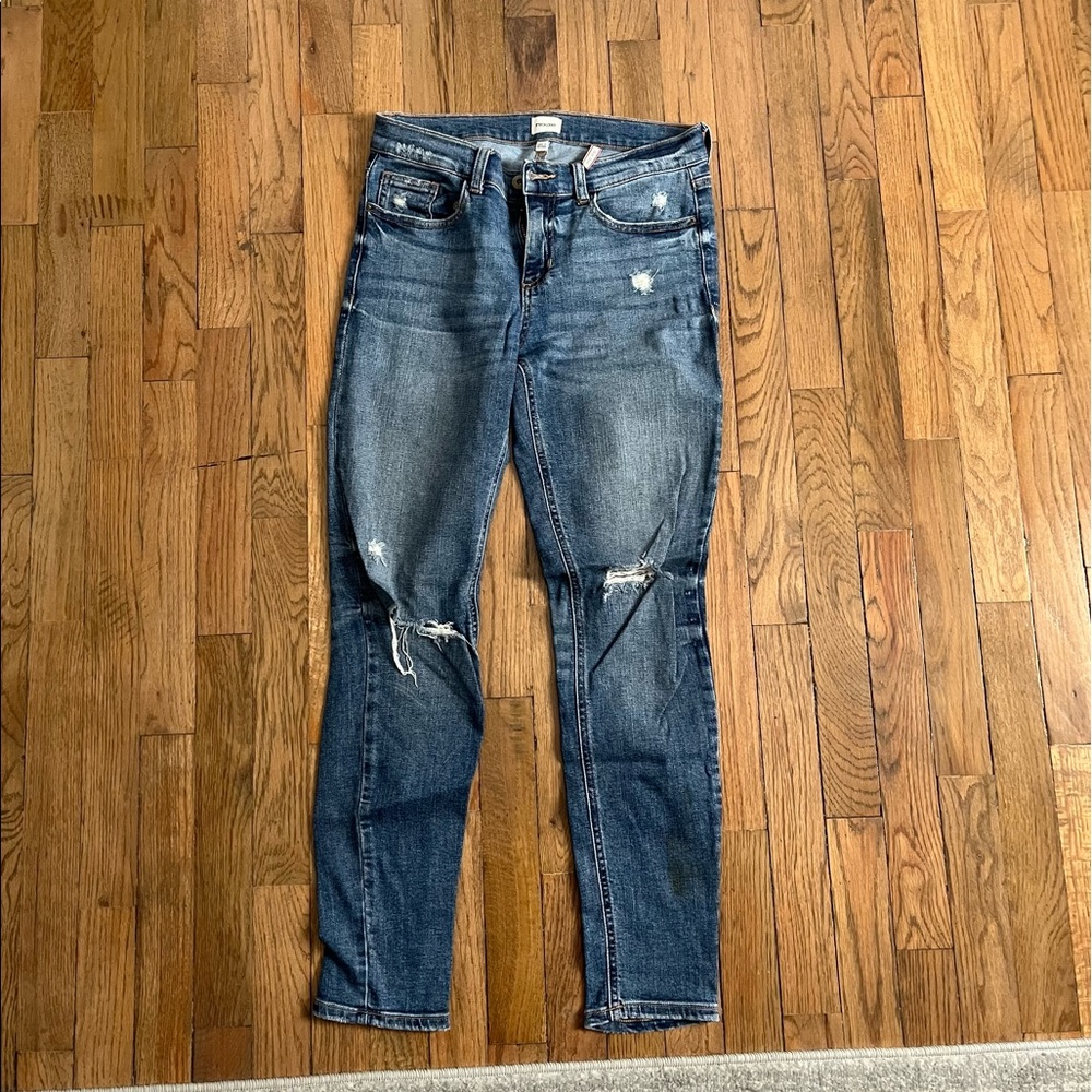 Sneak Peek Women’s Distressed Jeans